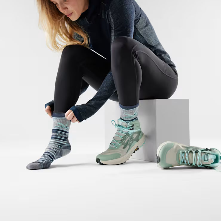 Smartwool Merino - Women's Hike Dragon Stitch Mid Crew Socks - Image 2