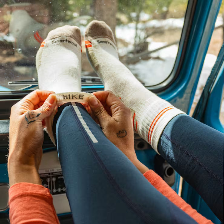Smartwool Merino - Women's Hike Mid Crew Socks - Image 2